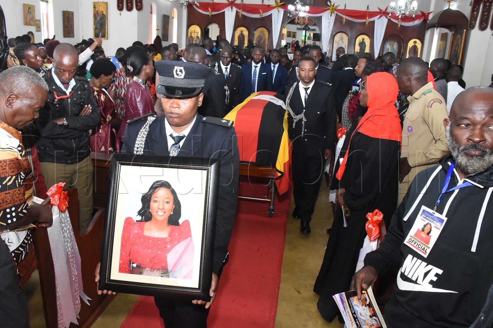 Okusabira omubiri gwa Helen e Namungoona