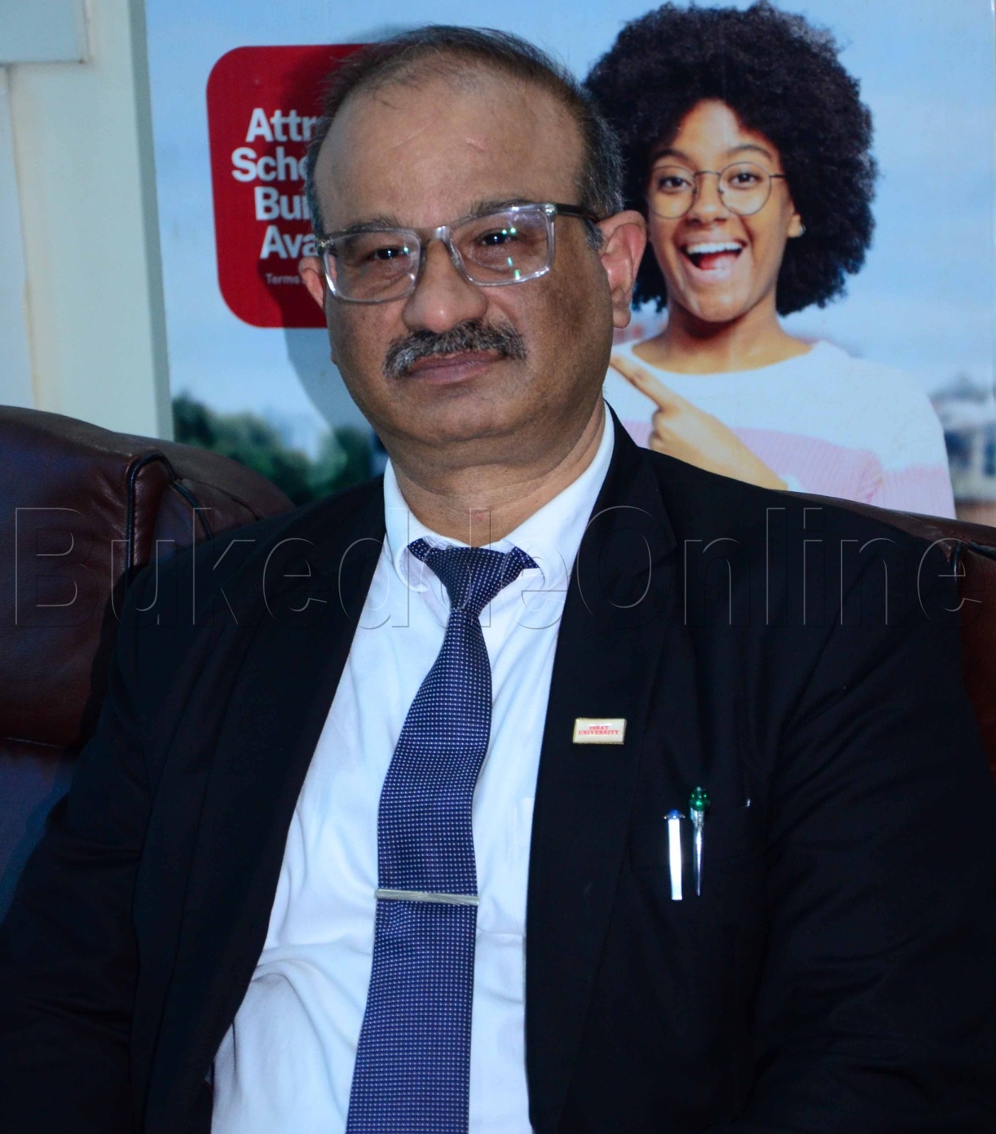 Dr Kumar Pradeep dayirekita weby'enjigiriza ku ISBAT Univasite