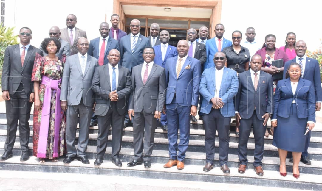 Katikkiro Mayiga ne Bammemba b'Olukiiko lwa Mengo Chamber of Commerce olwatongozeddwa