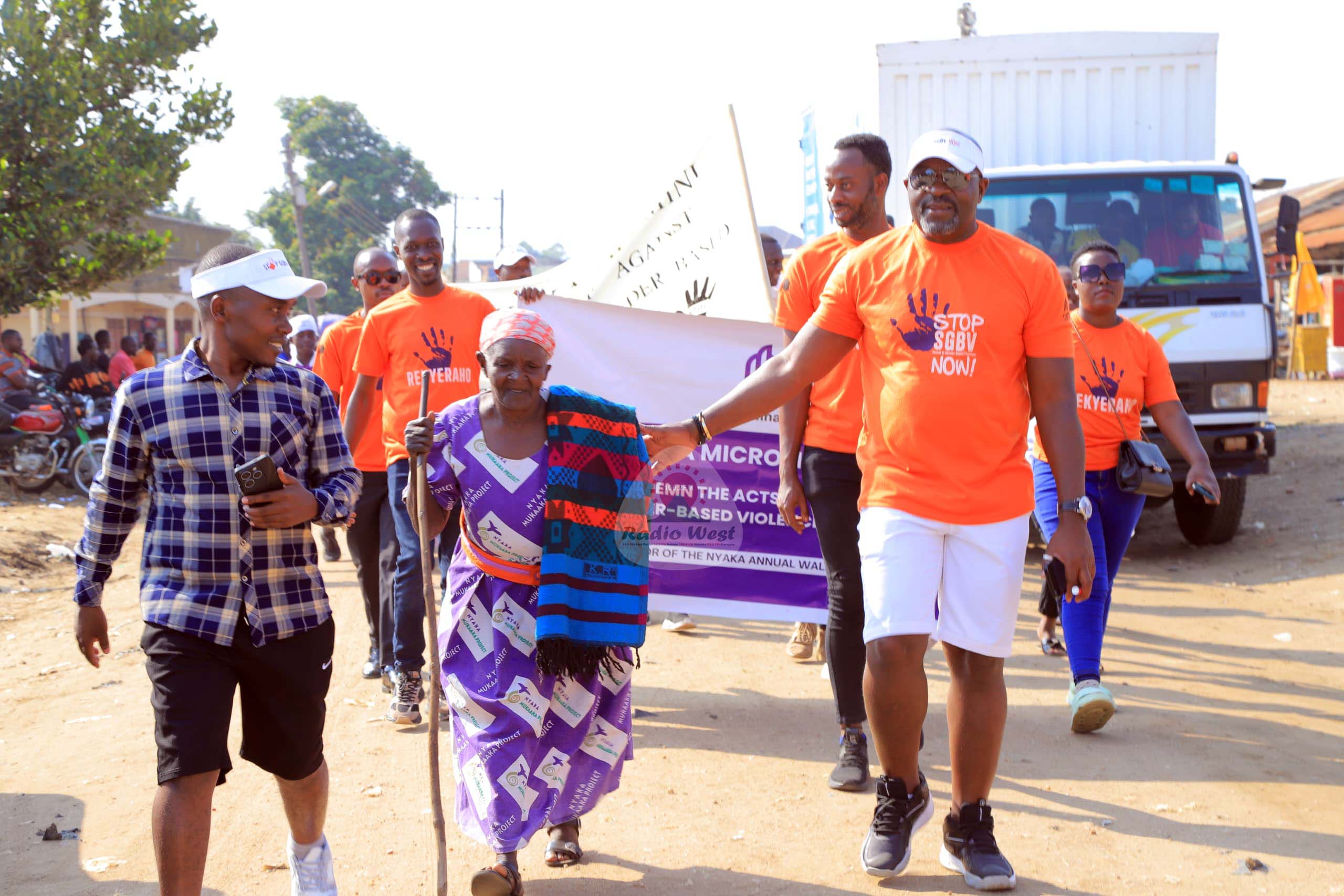 Okutuntuza abantu omu by'omubonano n'ekikura ky’abantu nikweyongyera buri mwaka.