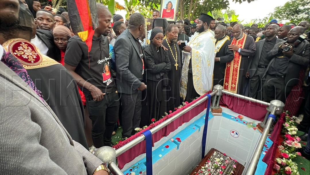 Okuziika Omubaka Helen Nakimuli