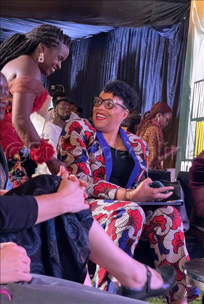 Elenor Nabwiso Ng'abuuza Ku Ambasada Wa America, Natalie E Brown