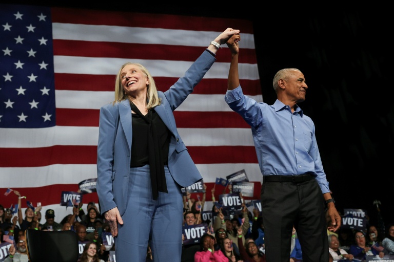 Former US president Barack Obama campaigns with Virginia Democratic gubernatorial candidate Abigail Spanberger on November 01, 2025, three days before key off-year elections.