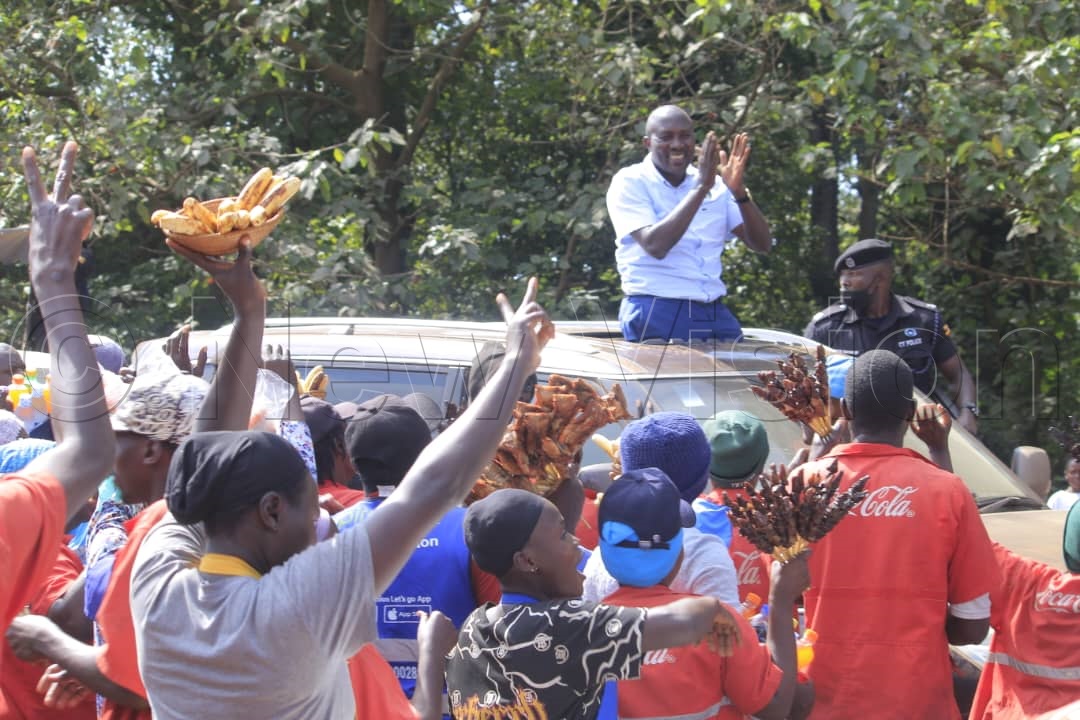 Mafabi greeted by voters. (File/New Vision)