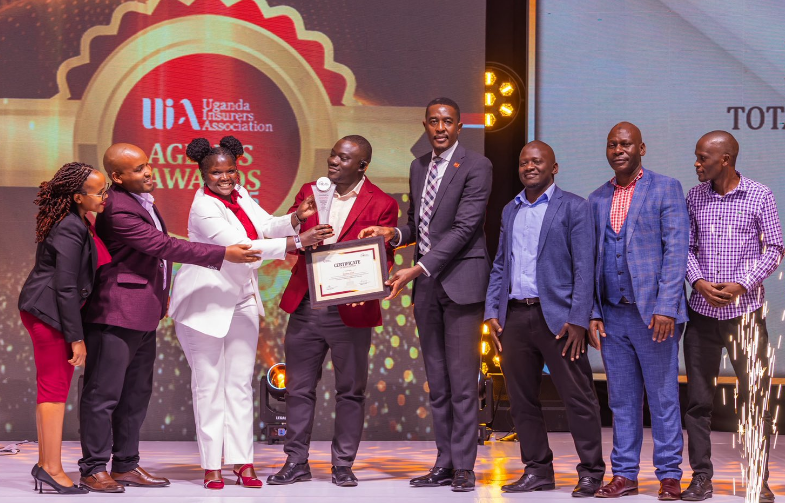 Winners being awarded by UIA CEO. (Courtesy)