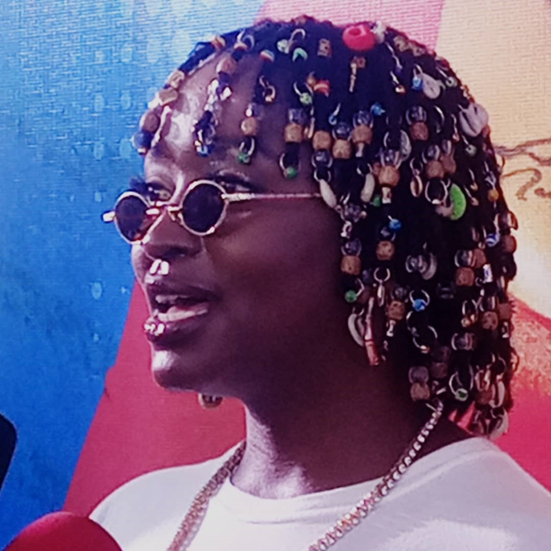 Nwagi ng'annyonnyola.