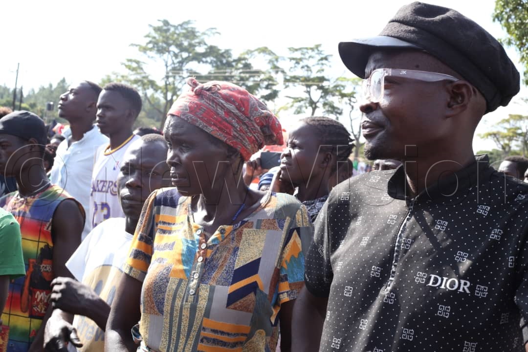Voters listening to Mafabi. (Credit: Alfred Ochwo)