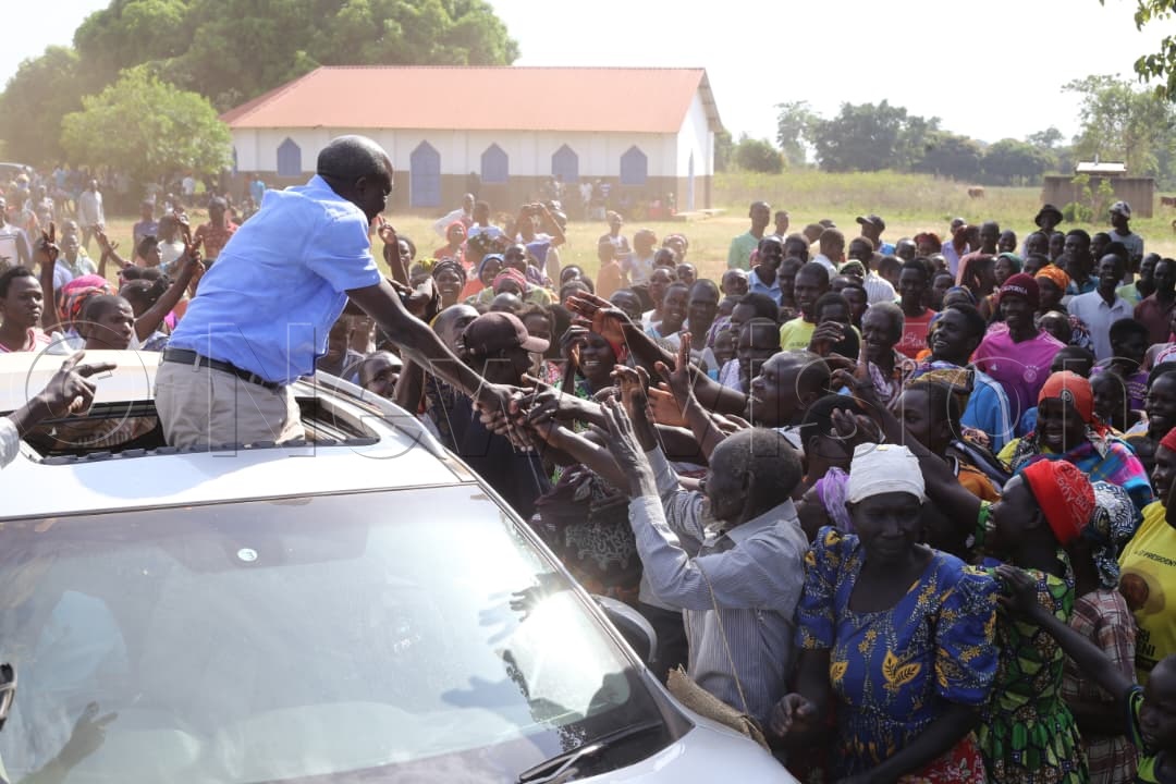 Nandala greeting supporters at his rally. (Credit: Alfred Ochwo)
