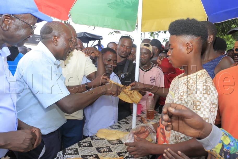 Nandala Mafabi ng'agula chapati