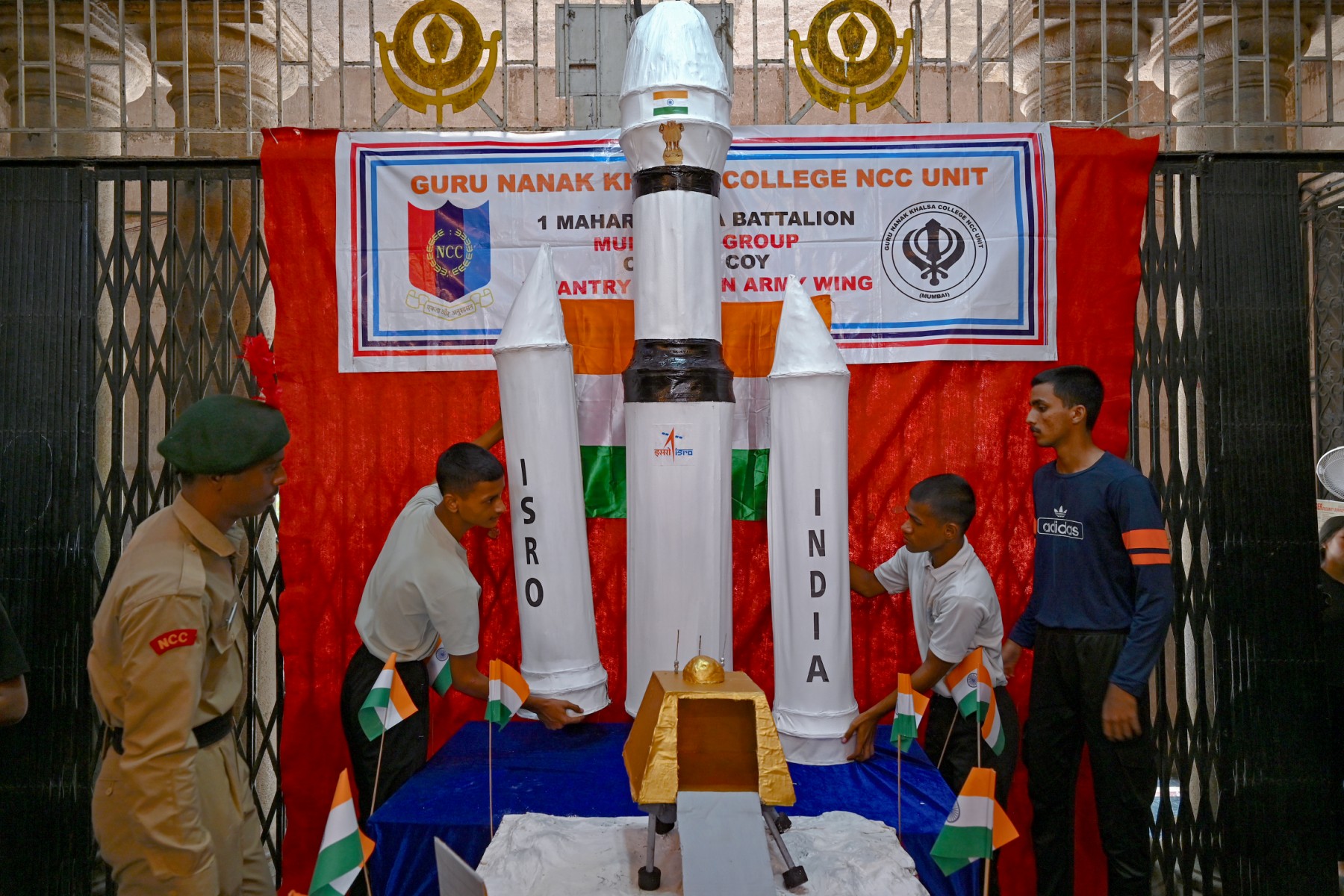 after-moon-landing-india-eyes-the-sun-new-vision-official