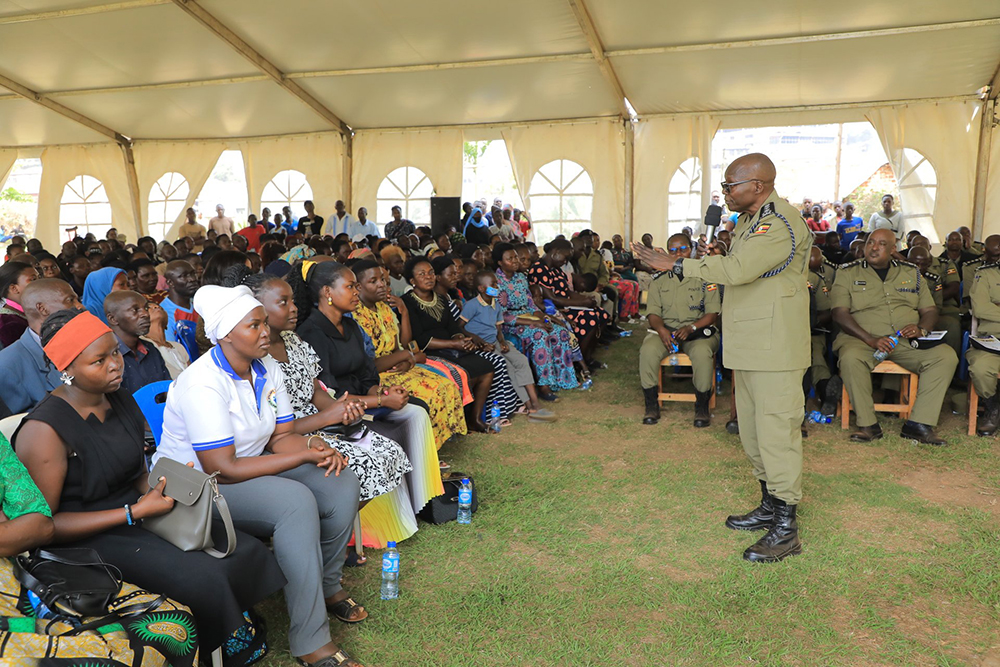 Inspector General of Police Abas Byakagaba while speaking to officers and their families. (Courtesy)
