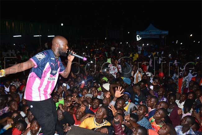 Eddie Kenzo e Mukono