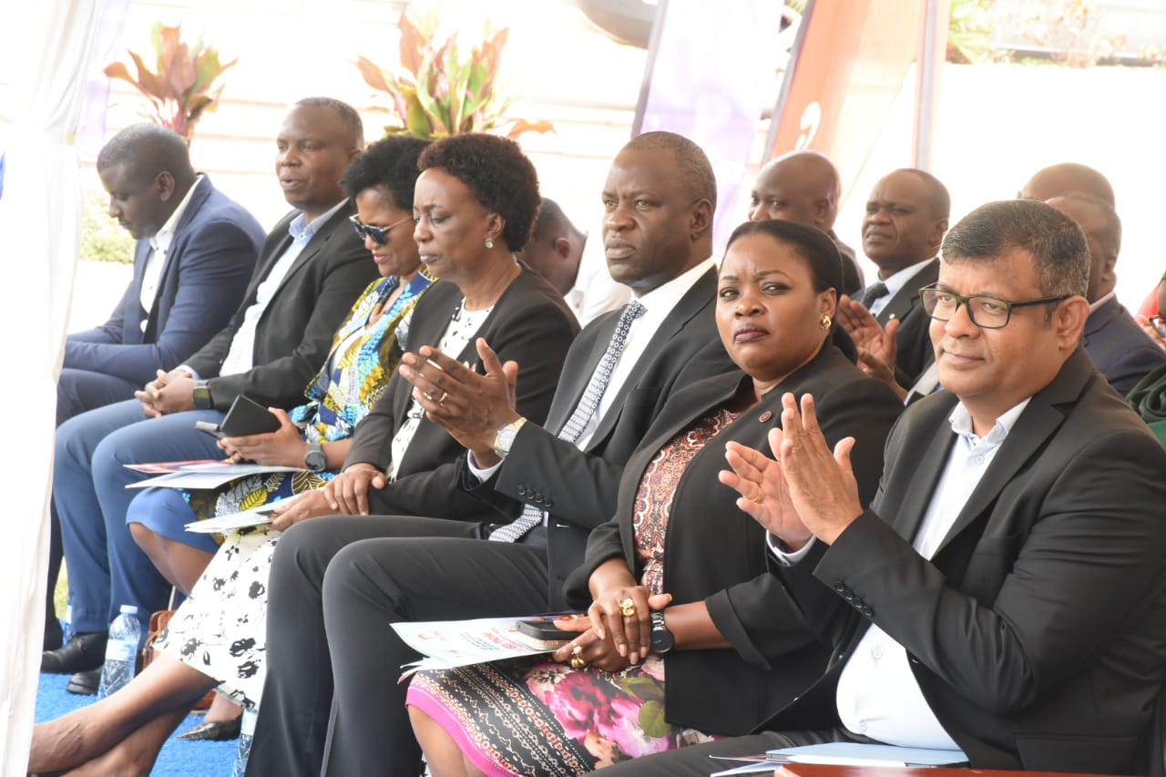 Abamu ku bakungu abeetabye mu kutongoza emisinde