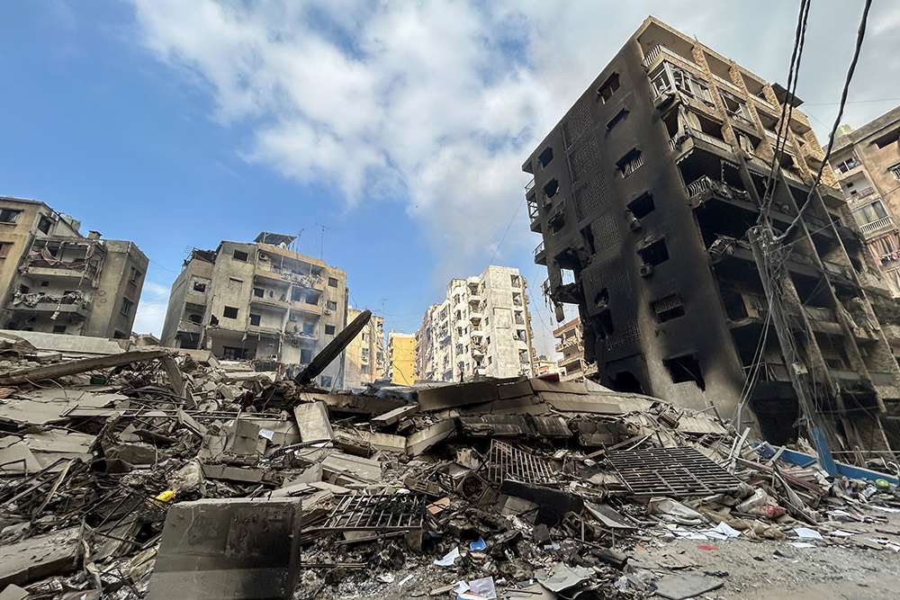 A picture shows a view of the destruction at the site of an Israeli overninght airstrike that targeted Beirut's southern suburb Rouweiss neighbourhood on October 10, 2024. - The United States urged its ally Israel to avoid Gaza-like military action in Lebanon, after Prime Minister Benjamin Netanyahu said it could face "destruction" like the Palestinian territory.