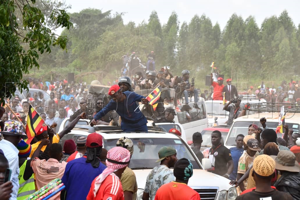 Bobi ng'ali n'abawagizi be