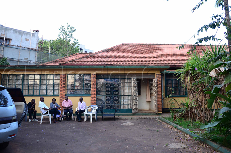 Ennyumba ya Alex Mukulu