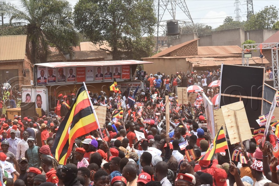 The poll further states: “Bunyoro and Toro sub-regions (Kyegegwa, Kakumiro, Kiryandongo, Kyenjojo) show the softest performance, with Bobi Wine reaching 26–35%, but still fell short of competitiveness.