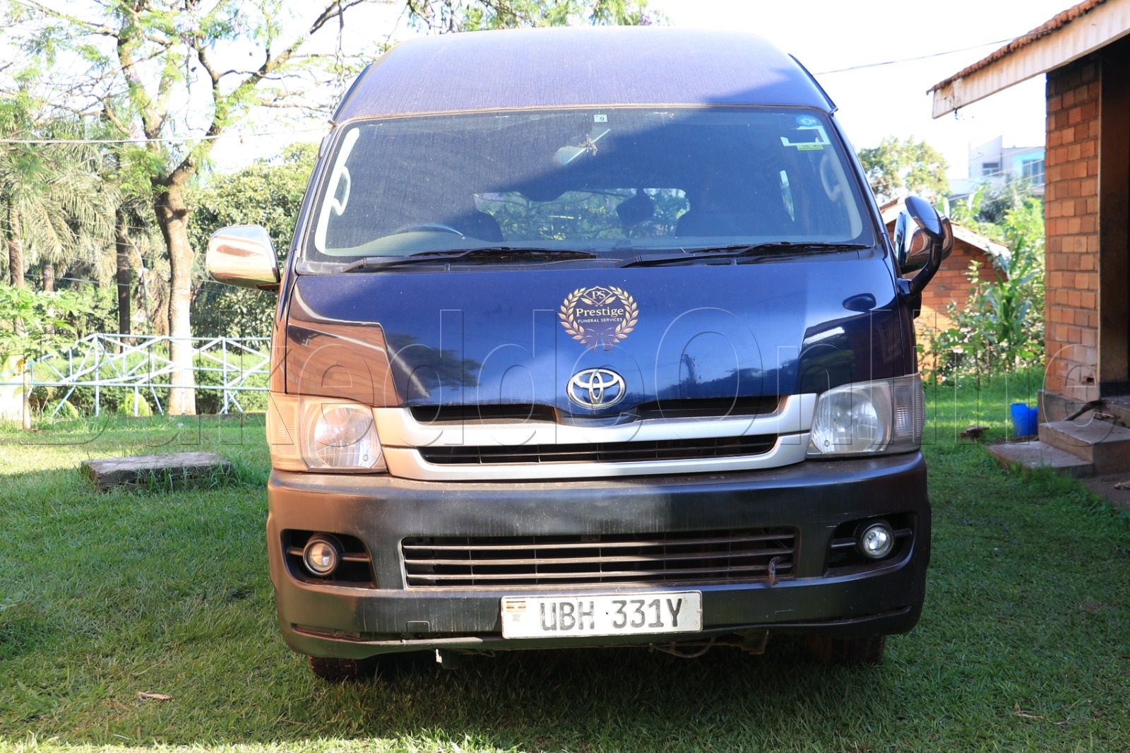 Emmotoka nga bwefaana nga bagikyusizza