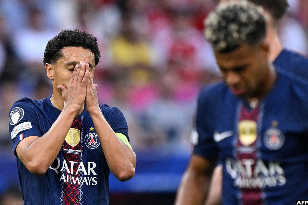 PSG's defender Marquinhos reacted next to teammate Desire Doue