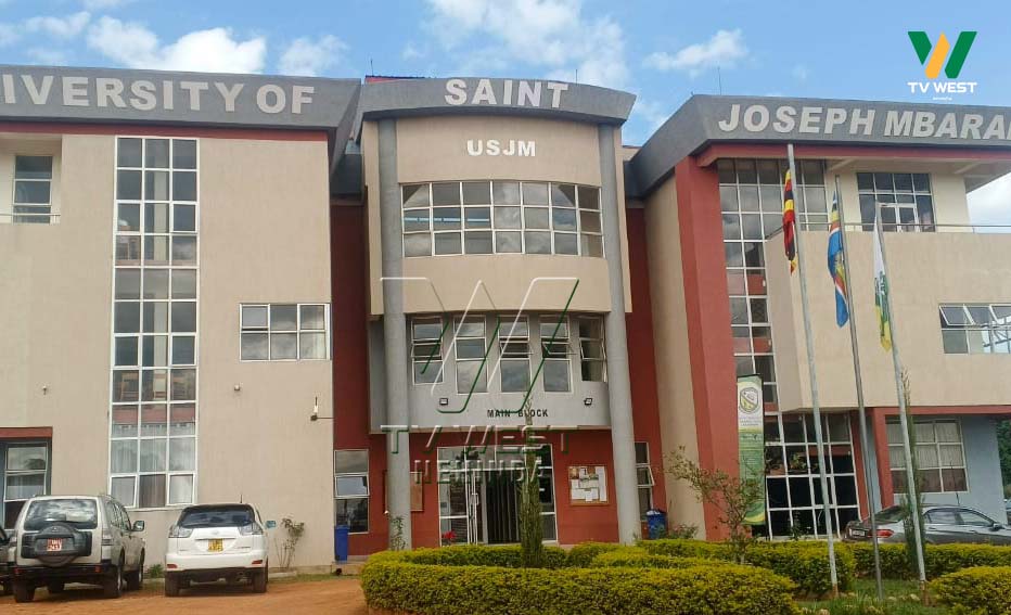 Eitendekyero erya University of Saint Joseph Mbarara eryorekyereire kutunga 'charter'. PHOTO: GIDEON SSENYOMO