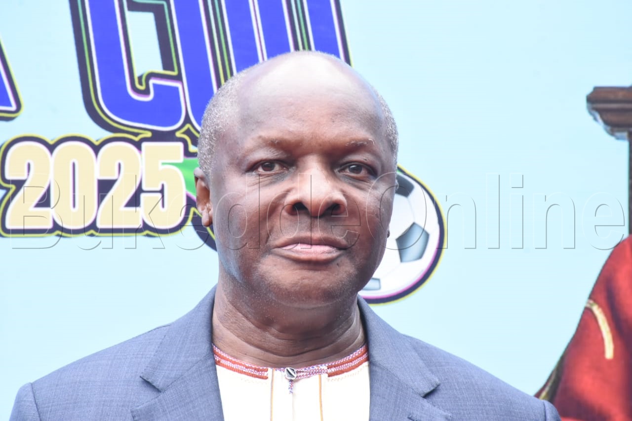 Ssaabasajja Kabaka nga bw'afaanana kati