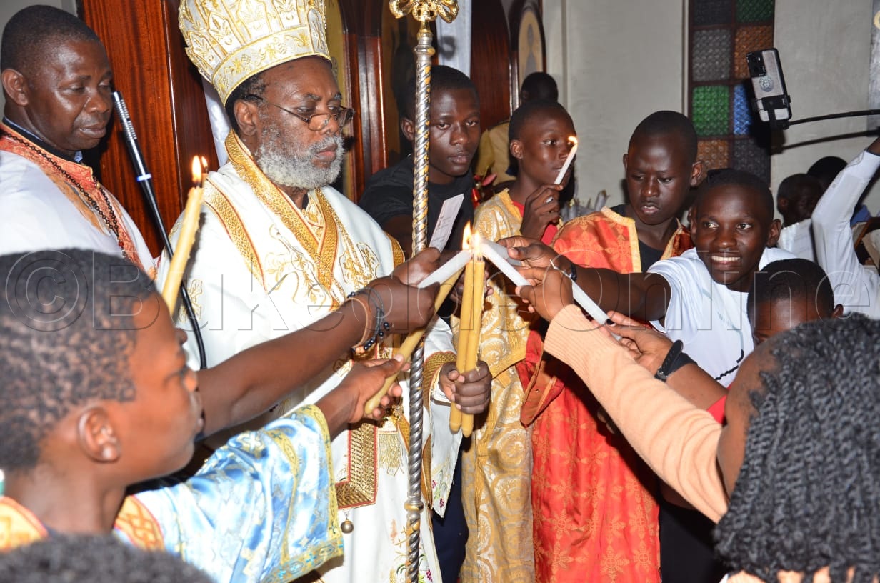 Ssaabasumba Muzeeyi ng'akulembeddemu Mmisa