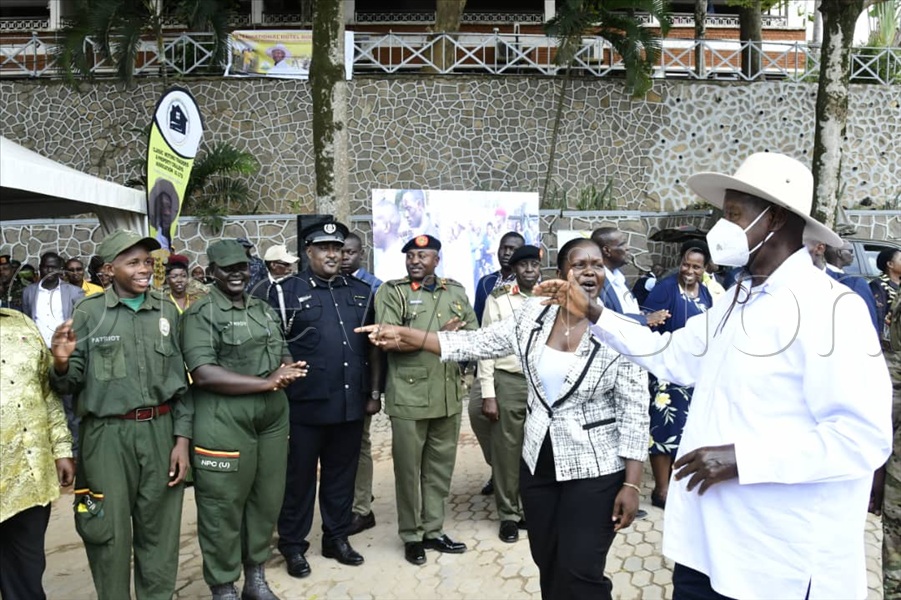 President Museveni said he had listened to the cries from the traders. (All Photos by Eddie Ssejjoba)