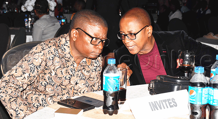 Peter Ssematimba ne Eddie Ssendi tebaalutumidde mwana!