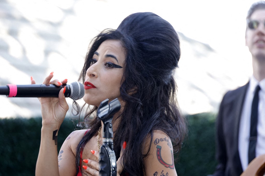Amy Winehouse Tribute Band Dear Amy perform onstage during The Queen's Platinum Jubilee Celebration by British American Business Council Los Angeles, BritWeek and Virgin Atlantic at Fairmont Miramar Hotel & Bungalows on July 10, 2022 in Santa Monica, California.   