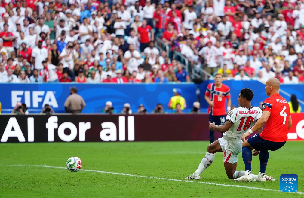 Jude Bellingham (L) scores during the quarter final match between Norway and England at the 2026 FIFA World Cup at the Miami Stadium in Miami. (Xinhua/Jia Haocheng)