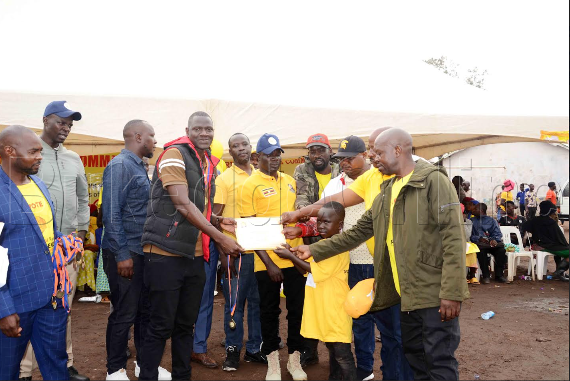 Nga bakwasa mutabani wa Brian Sewannyana certificate