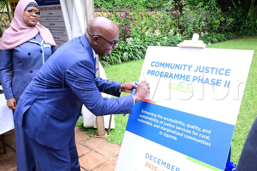 CJ Zeija signing on the board.