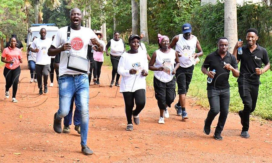 Athletees competing in the Charlie Mugga Cancer Run in Jinja City. Photo by Donald Kiirya
