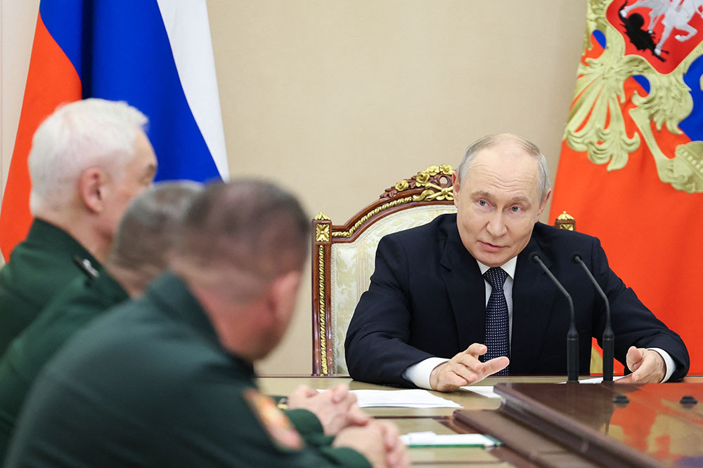 Russia's President Vladimir Putin meets with the Russian Defence Ministry leadership in Moscow on August 5, 2026. (AFP/Sputnik)