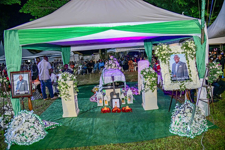 Ssanduuke Omwabadde Omulambo Gw'omugenzi Ku National Theatre.