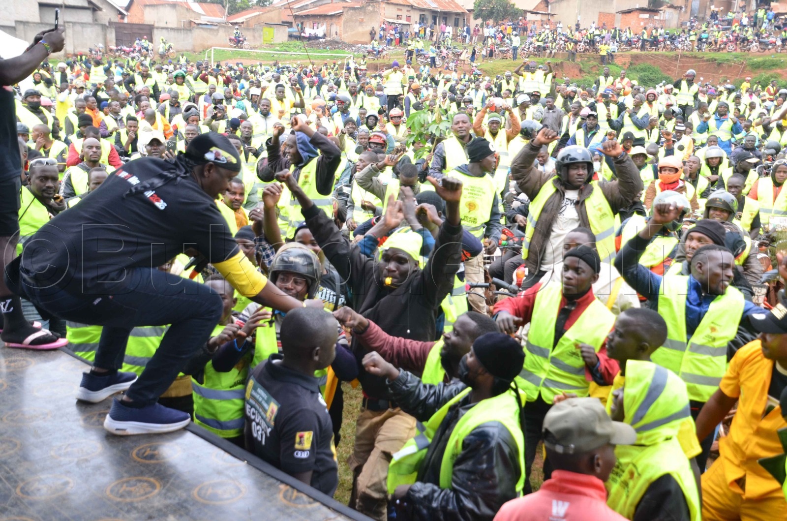 Abamu ku babbooda abaabadde ku kisaawe e Nabweru