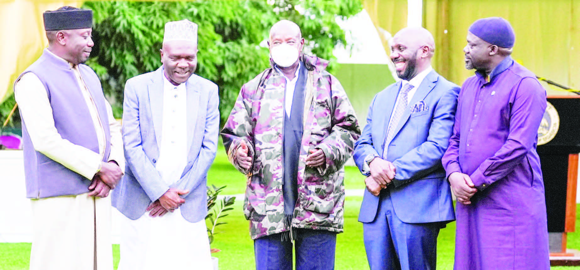 Pulezidenti Museveni Wakati N’abamu Ku Baabadde Mu Kusiibulula Abasiraamu.