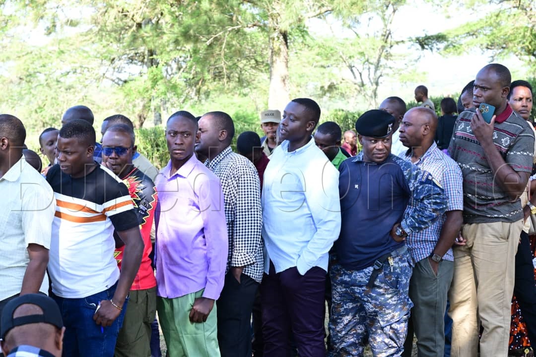 Abantu nga bali mu line okulonda