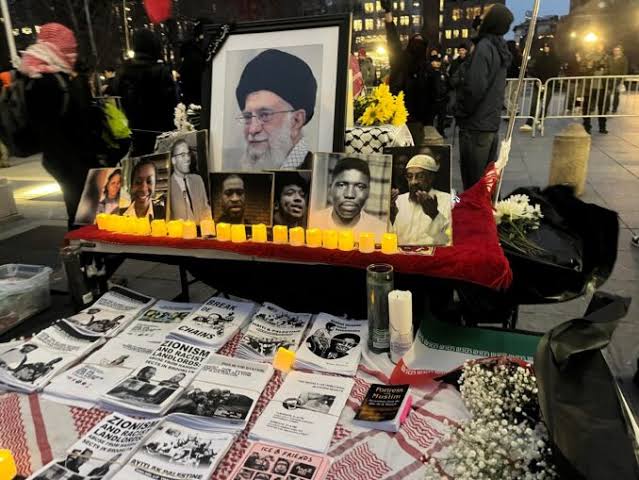 Ekifaananyi Kya Ayatollah Kye Baakozesezza Okukuma Olumbe Lwe