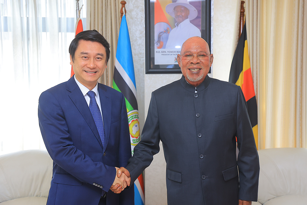 Anh Tuan, the Deputy Minister of Foreign Affairs of the Socialist Republic of Vietnam with the Minister of Foreign Affairs of the Republic of Uganda,  Gen. Odongo Jeje Abubakhar.