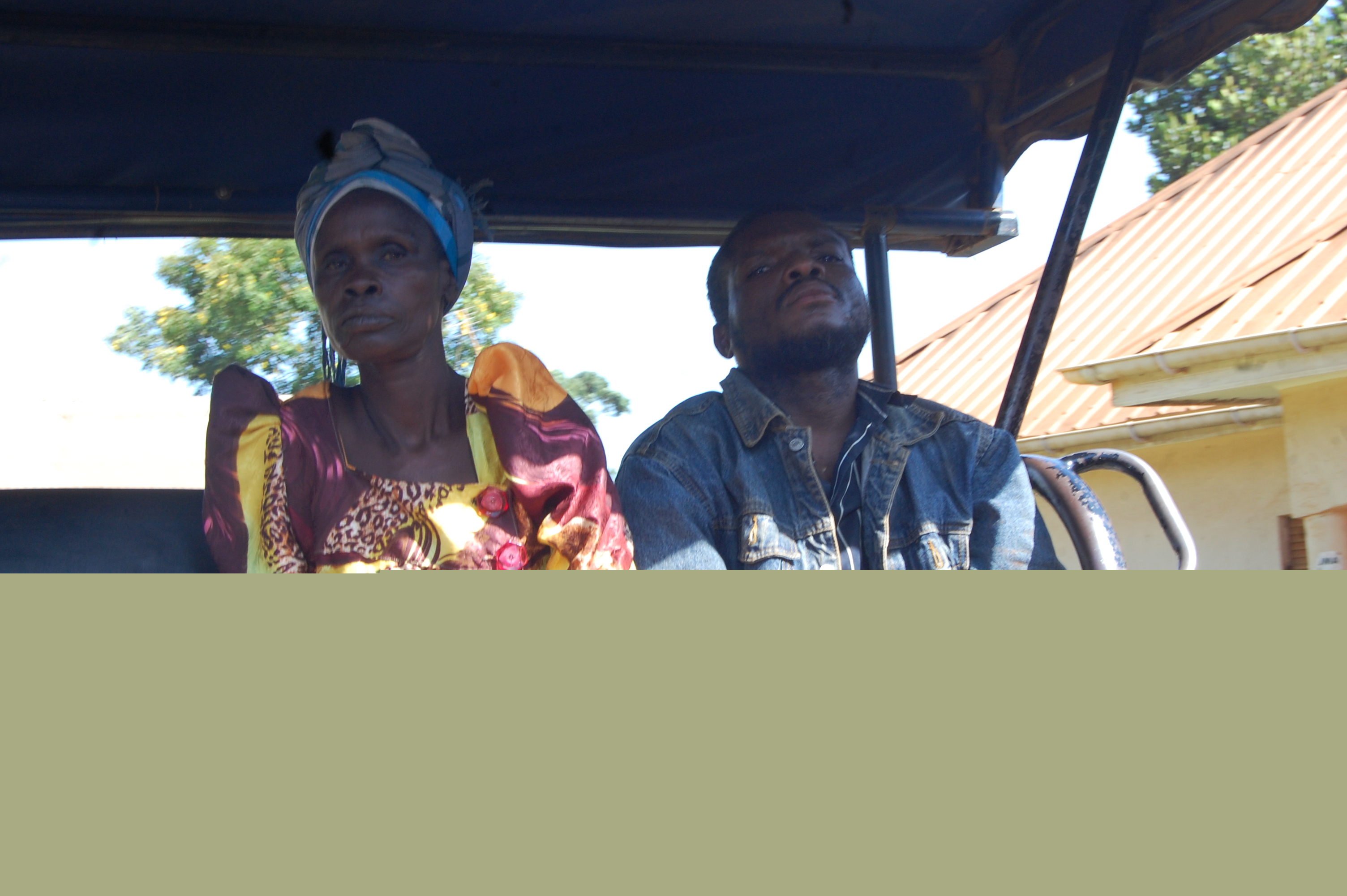 Abatuuze Babiri Abakwattiddwa Ku Kufa Kwa Ssemabo Nga Bali Ku Kabangali Ya Poliisi.(moses Nyanzi)