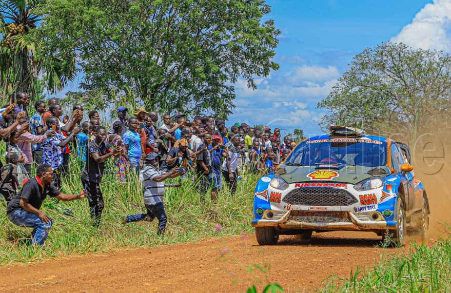 Ezimu ku mmotoka ezeetabye mu Rally