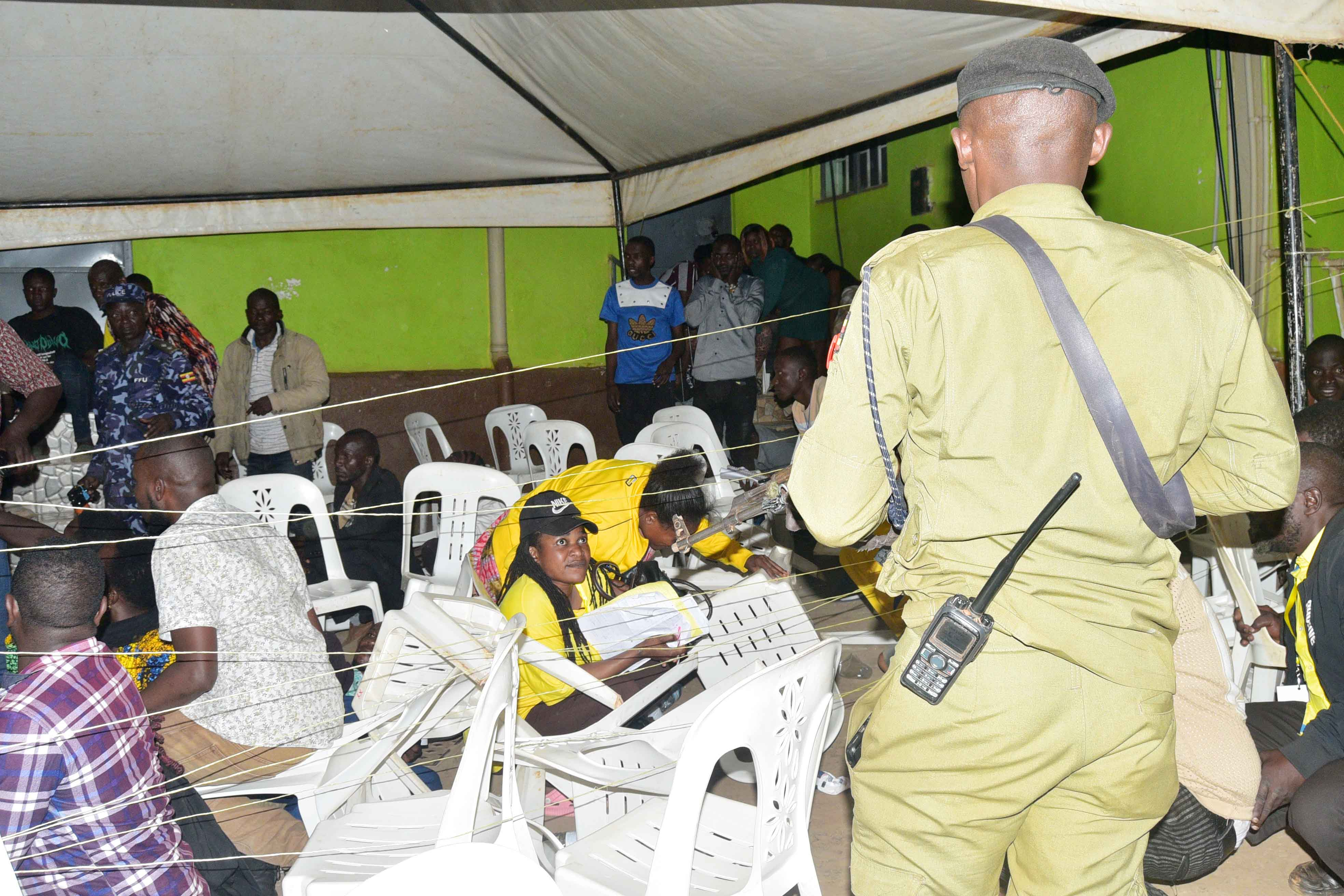 Obunkenke obwabadde mu kubala obululu ku kitebe kya NRM e Lubaga