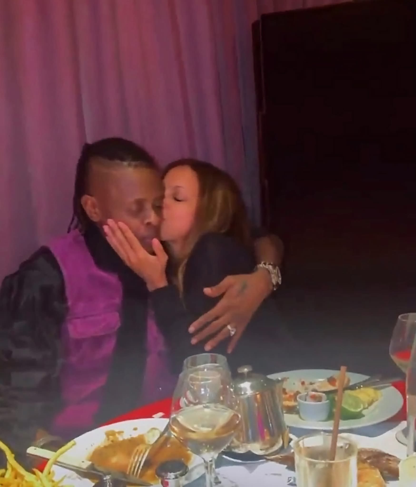 Has Chameleone said bonjour to fresh romance?