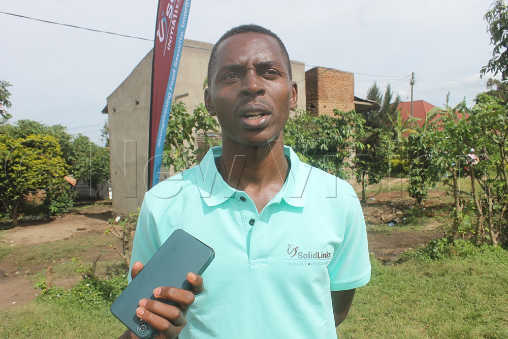 Edwin Mazima, the programs officer at Solidlinks Initiative for Development, said that they have introduced plant clinics in all eight administrative units in Bukonzo County, West, to help in addressing farmers' challenges. (Credit: Samuel Amanyire)
