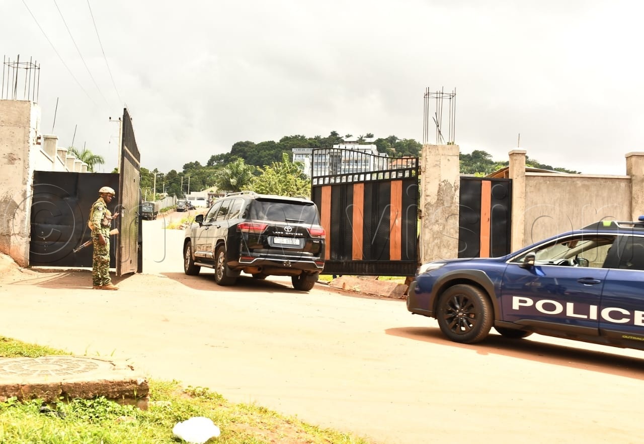 As security combed her Kigo residence, a vehicle believed to be transporting Among arrived as the police continued their search of the home.