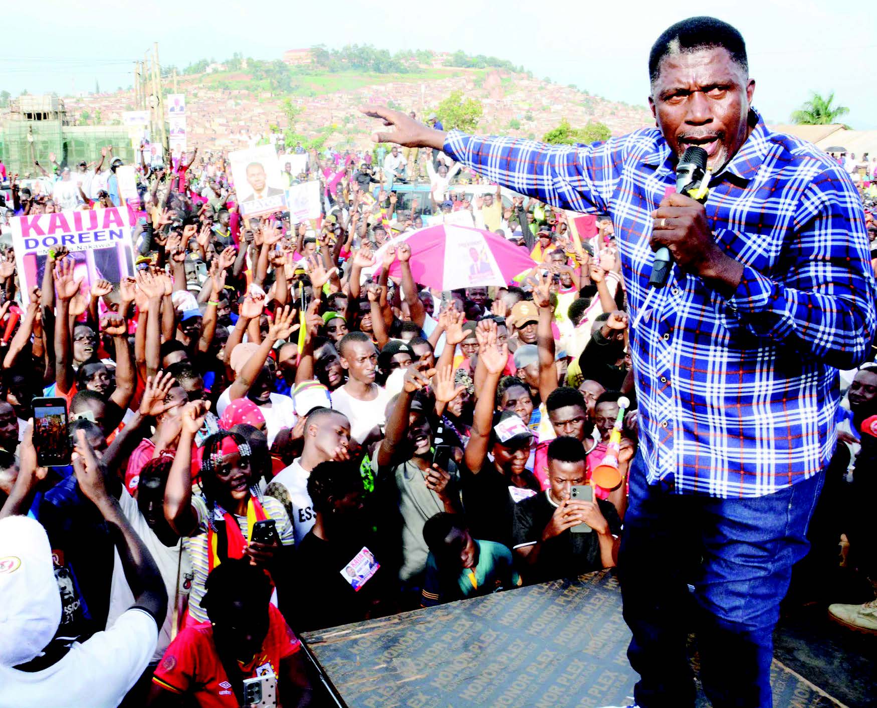 Balimwezo Bwe Yali Anoonya Akalulu