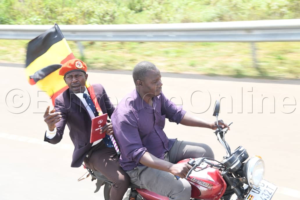 Omuwagizi wa Kyagulanyi ng'ali ku bbooda agenda gye yakubye olukung'aana.