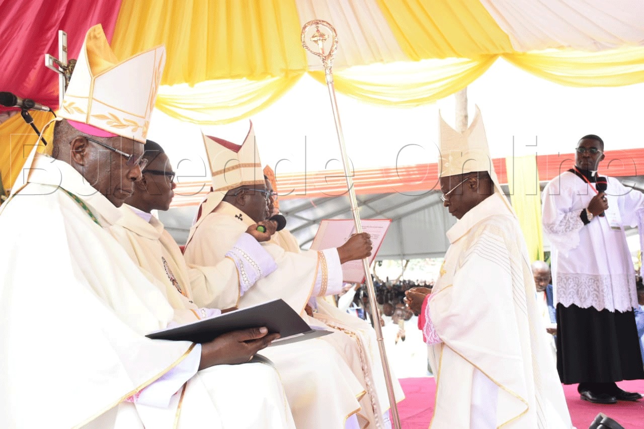 Okutuuza musauba Lawrence Mukasa e Kasana Luweero 