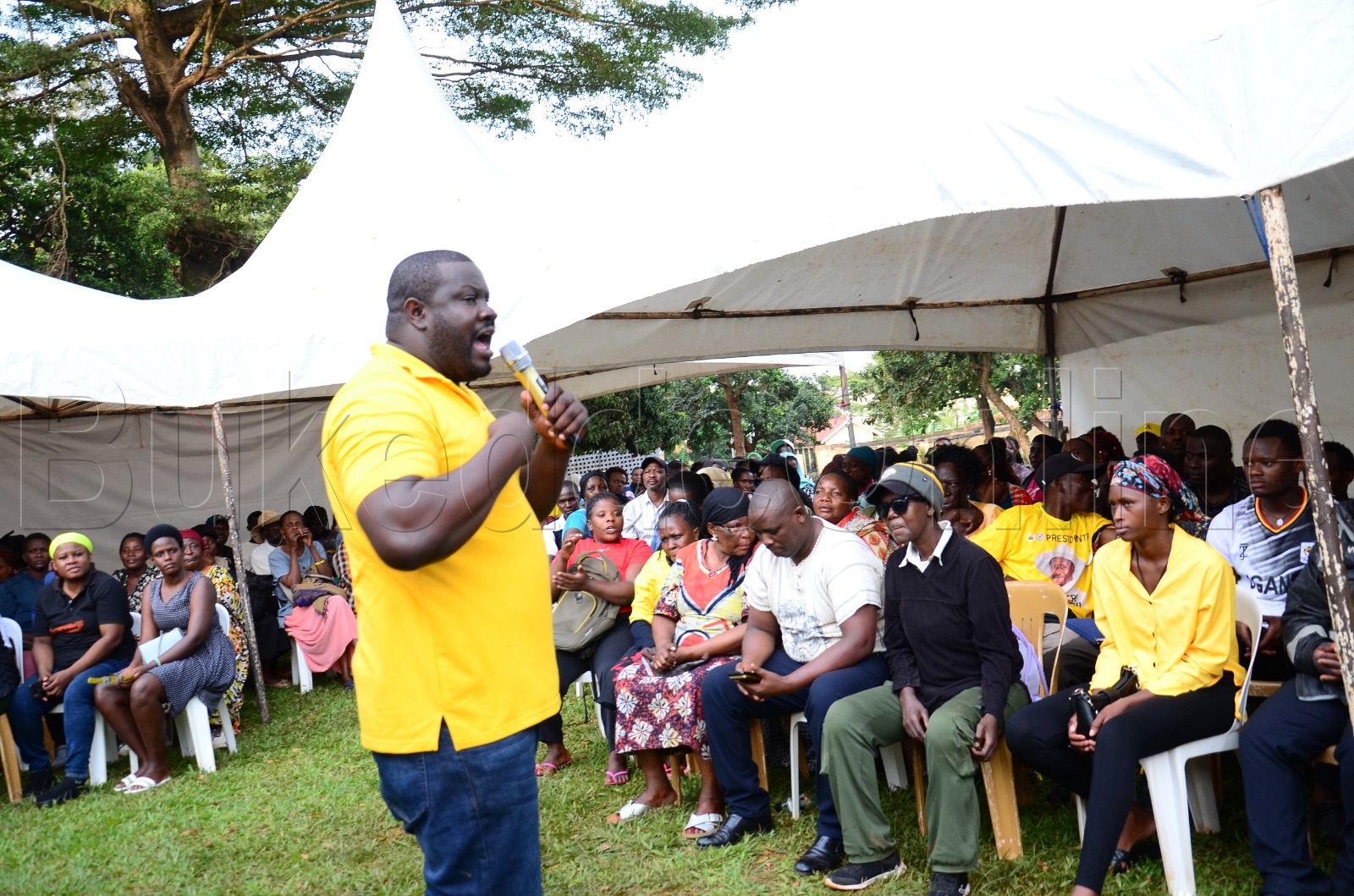 Majembere ng'ayogera